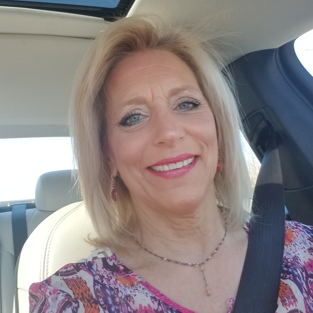 Meet your Posher, Donna